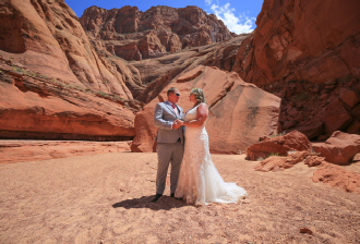 Colorado River Weddings 330 (31) Colorado River Weddings 330 (31)