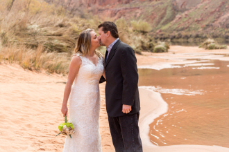 Colorado River Weddings 330 (4) Colorado River Weddings 330 (4)